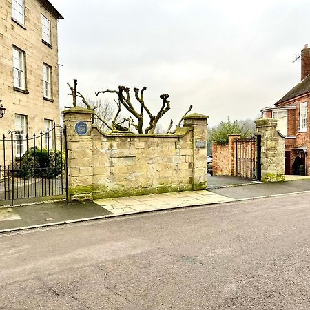 Bell Cottage By Ludlow Castle With Onsite Parking Екстериор снимка