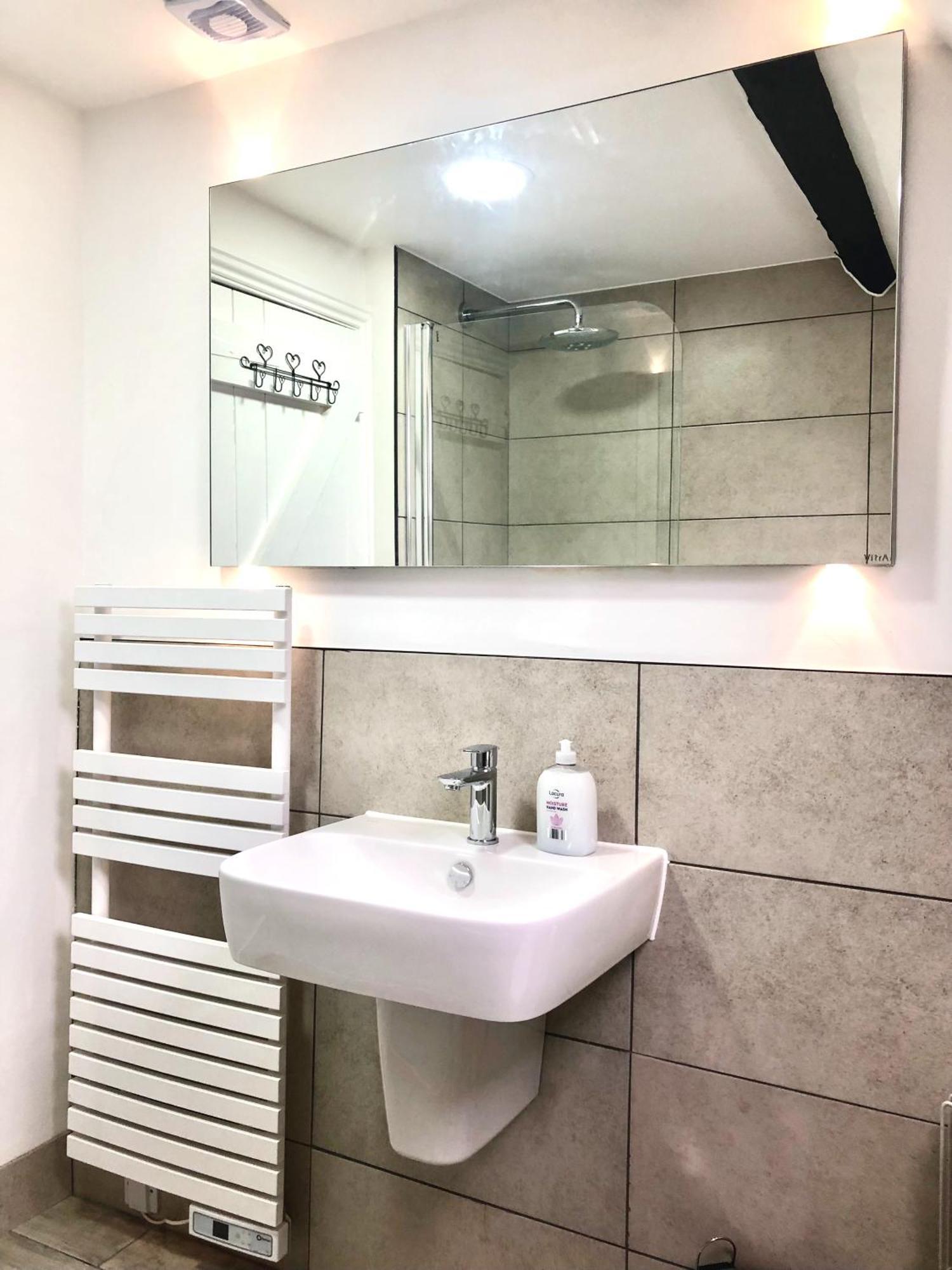 Bell Cottage By Ludlow Castle With Onsite Parking Екстериор снимка