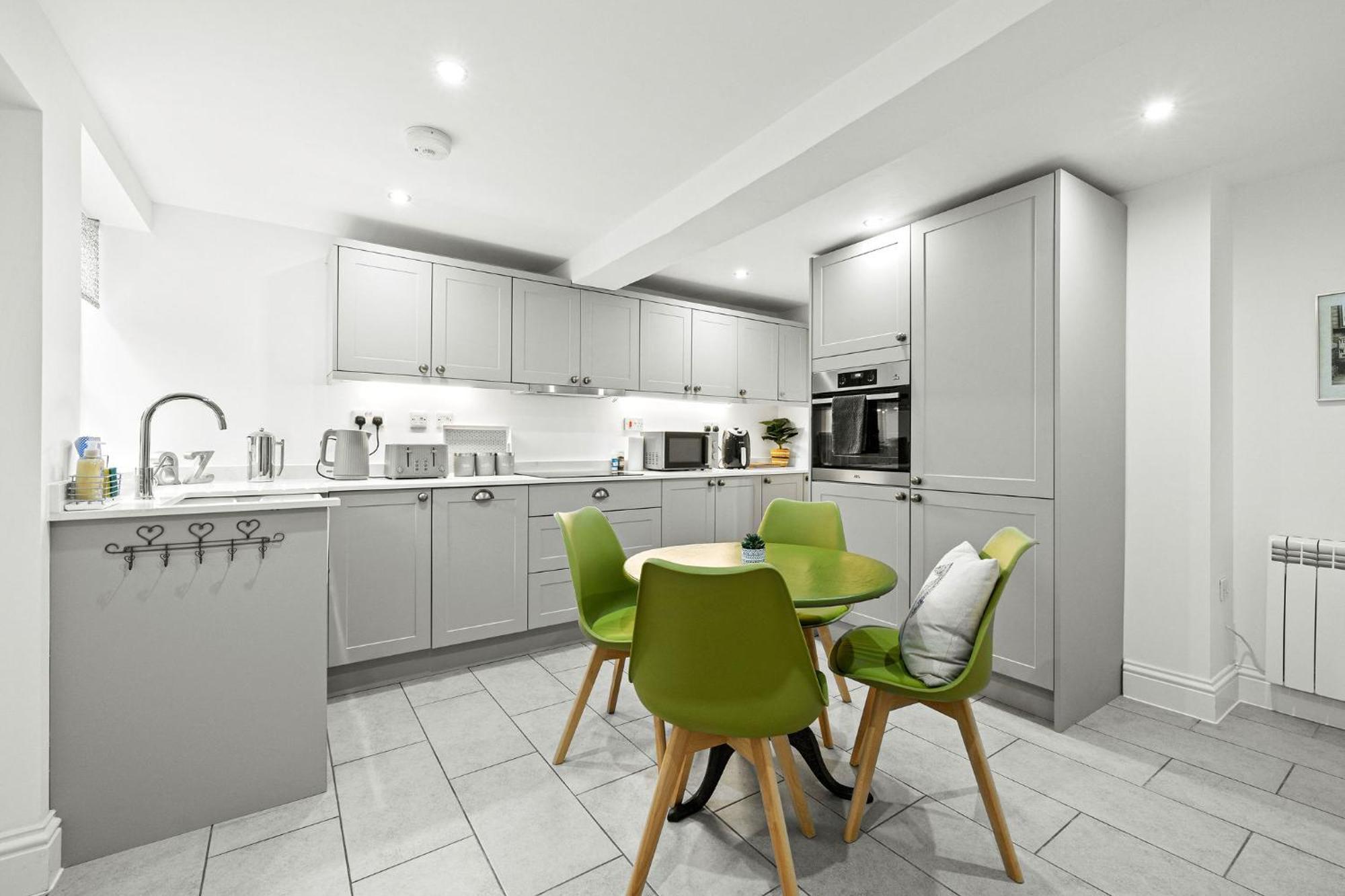 Bell Cottage By Ludlow Castle With Onsite Parking Екстериор снимка
