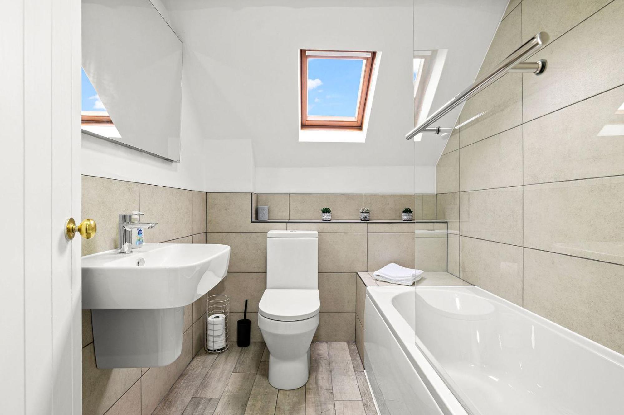 Bell Cottage By Ludlow Castle With Onsite Parking Екстериор снимка