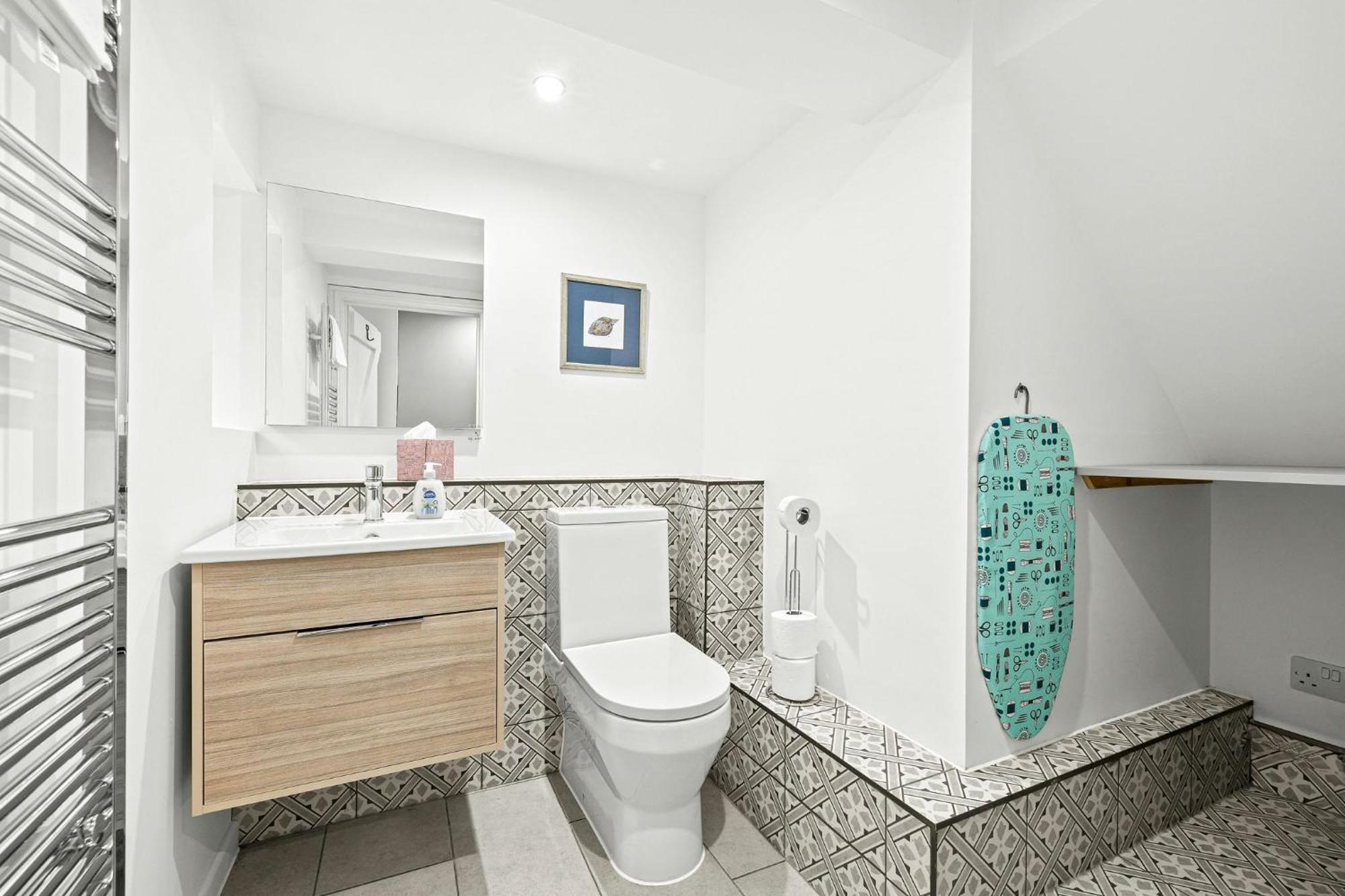 Bell Cottage By Ludlow Castle With Onsite Parking Екстериор снимка