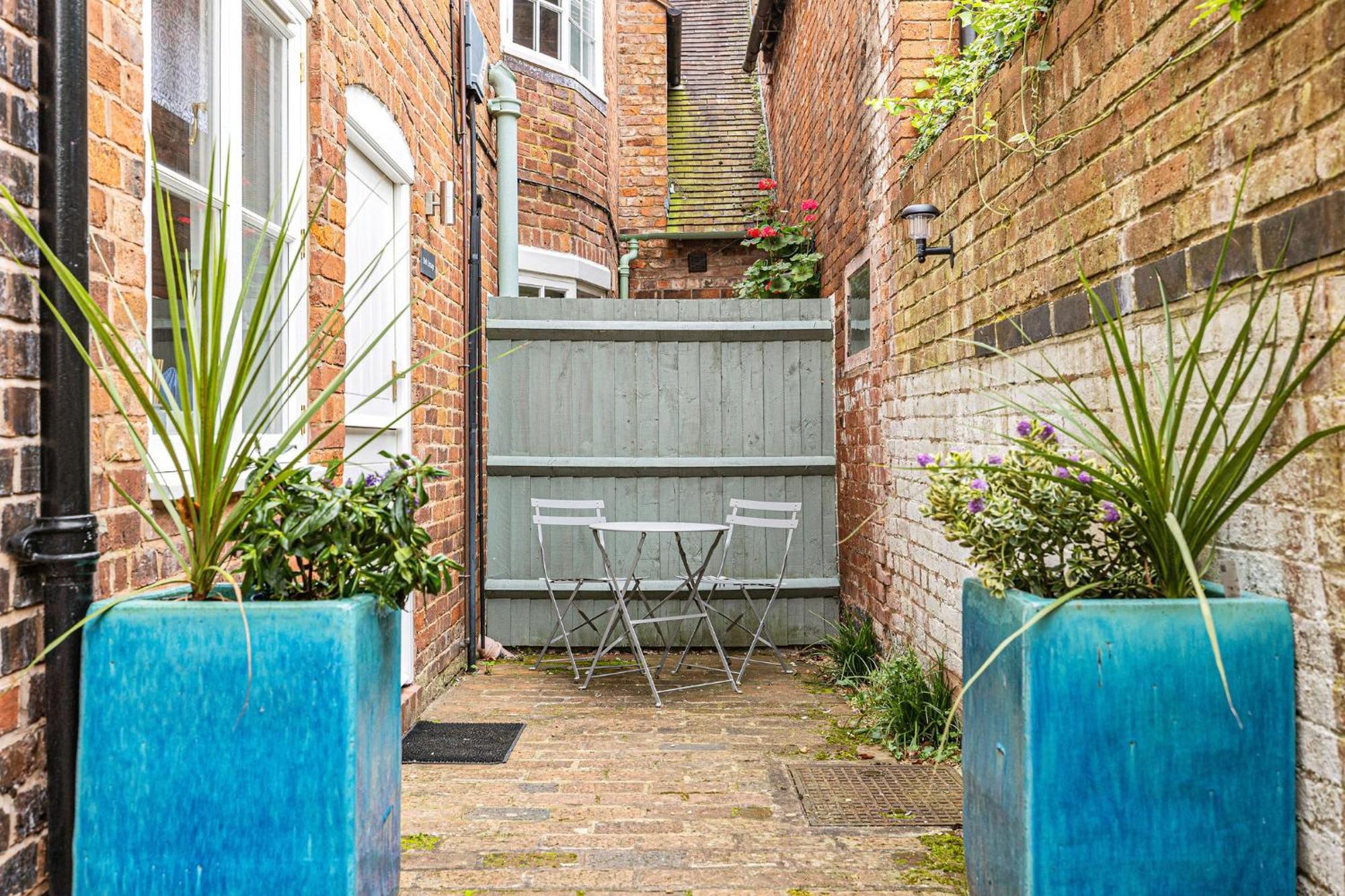Bell Cottage By Ludlow Castle With Onsite Parking Екстериор снимка